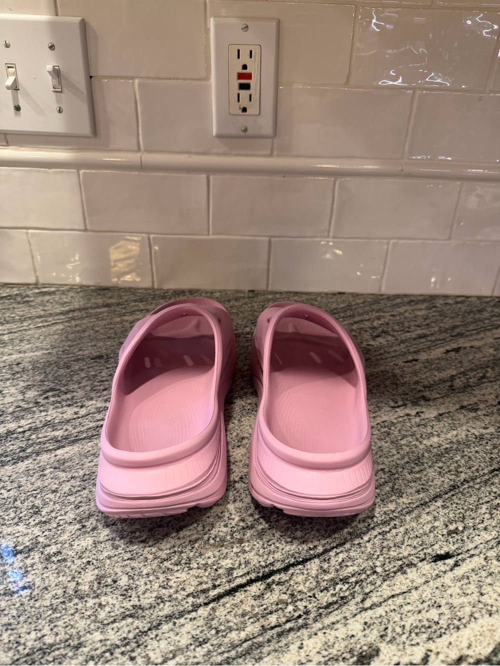 Women’s Hoka One One Ora 3 Recovery Slide Comfort Sandals Size 7 - Picture 4 of 9